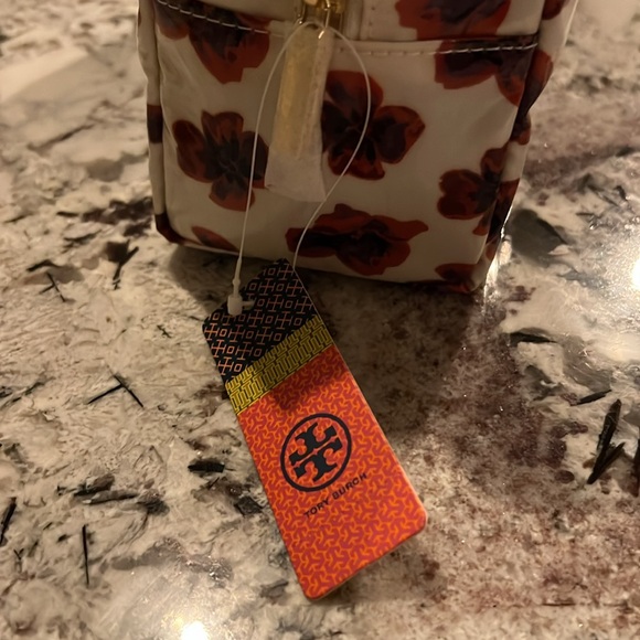 Tory Burch cosmetic case - Picture 4 of 5